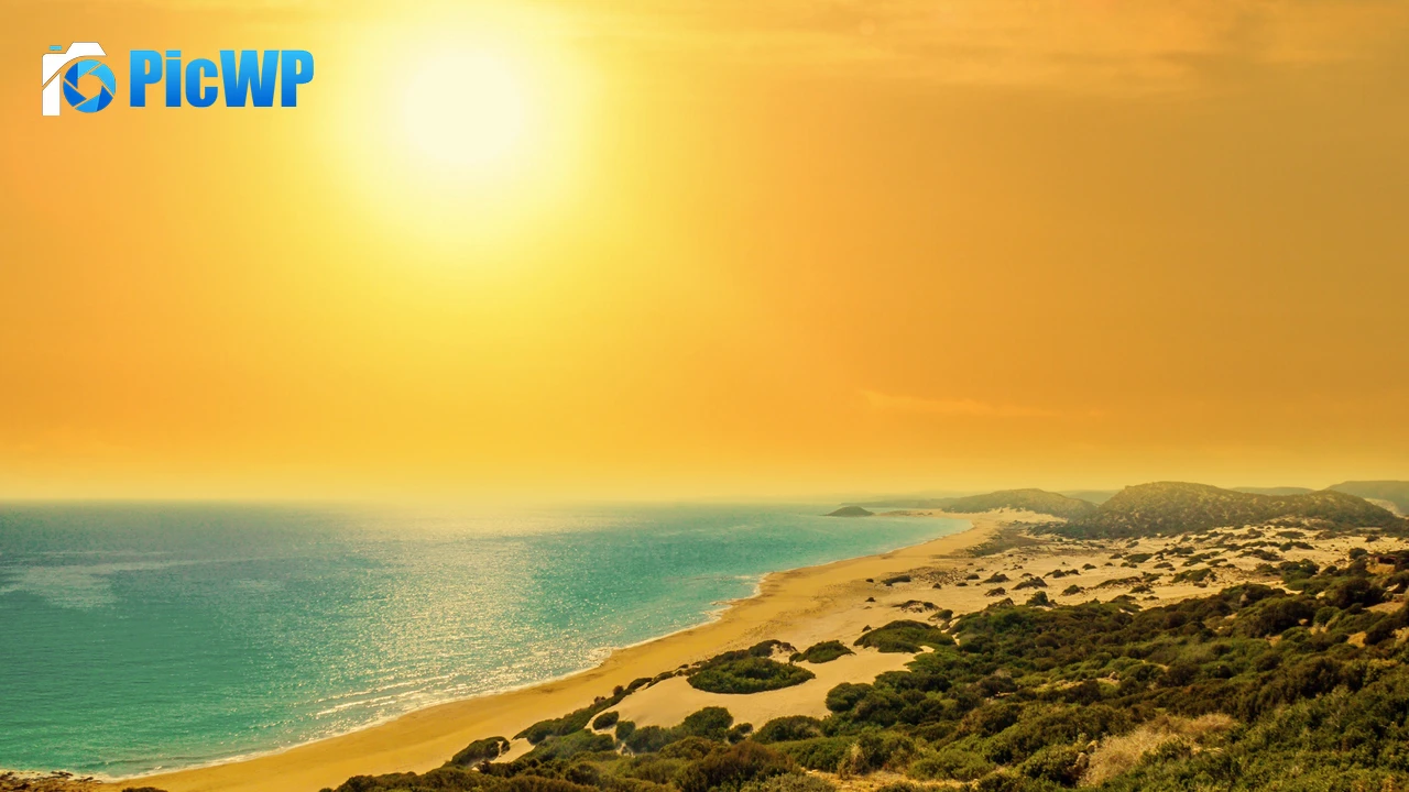 Golden Sand Beach North Cyprus 4K PC Wallpaper