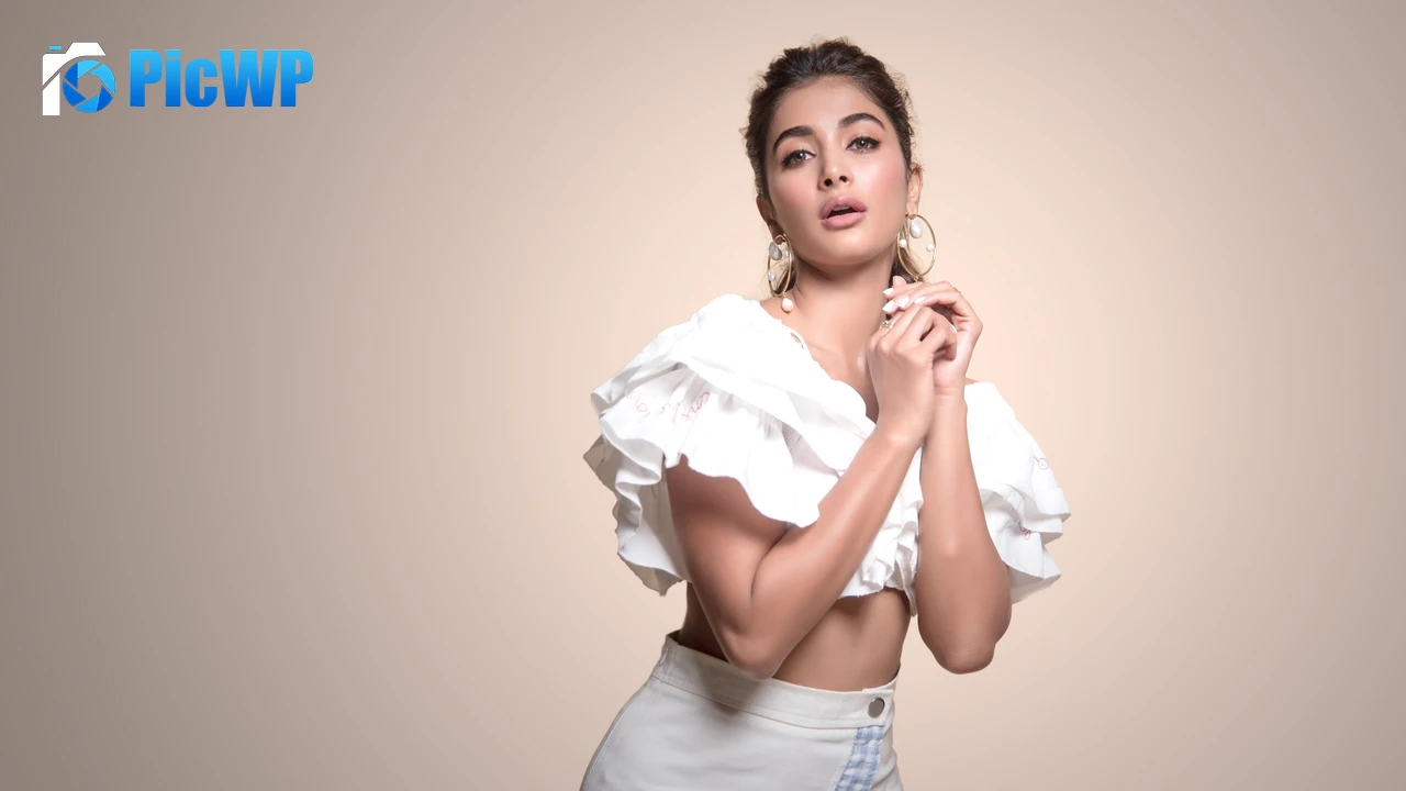 Pooja Hegde 2020 4K PC Wallpaper