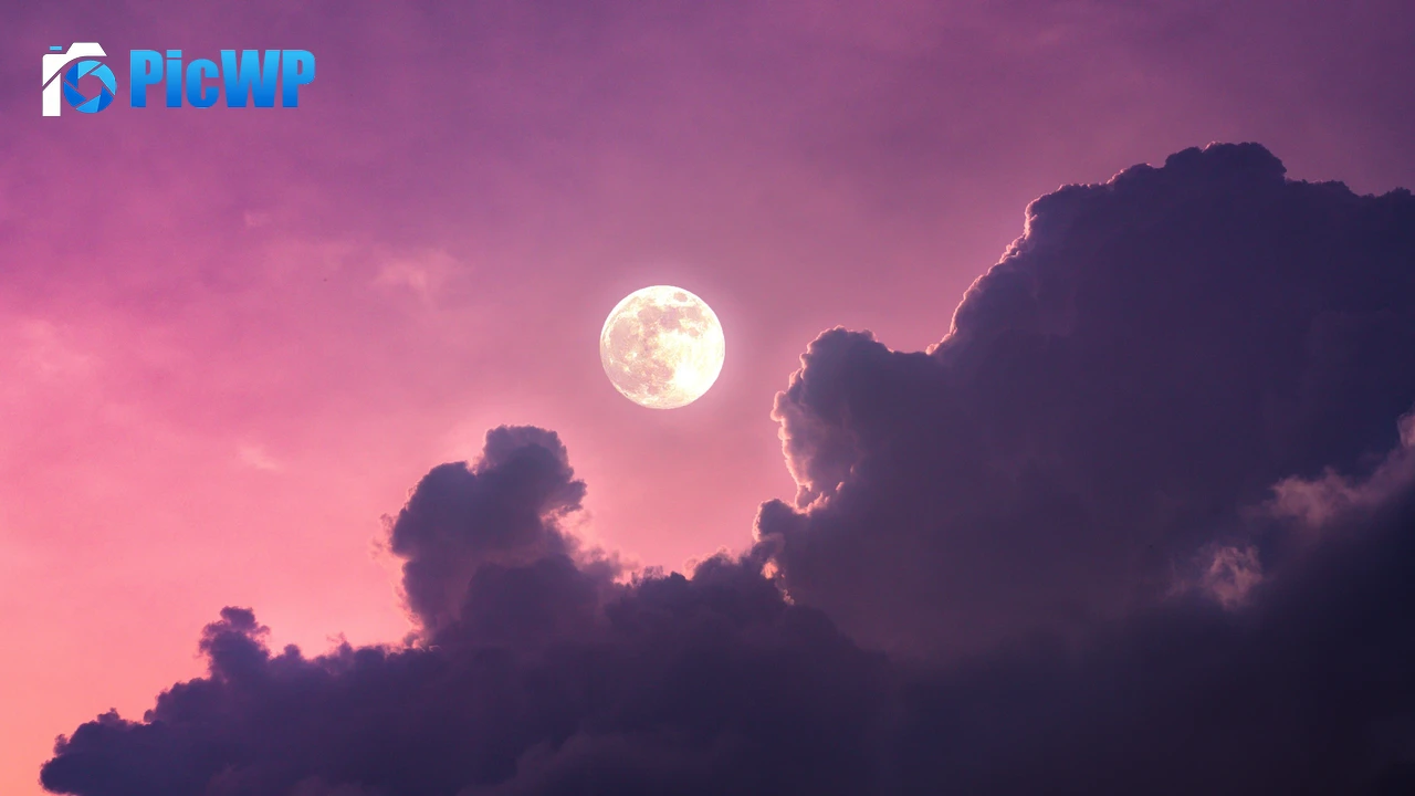 Full moon Aesthetic 4K PC Wallpaper