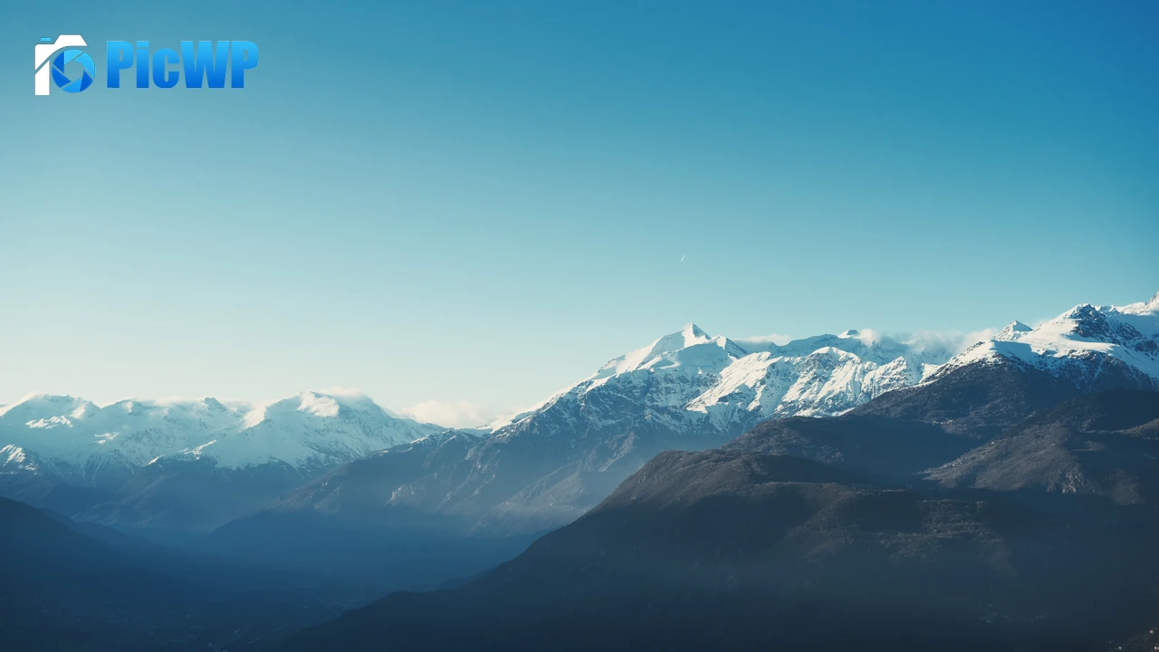 Mountains Winter 4K PC Wallpaper