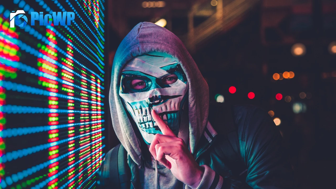 Mask Hoodie 4K PC Wallpaper