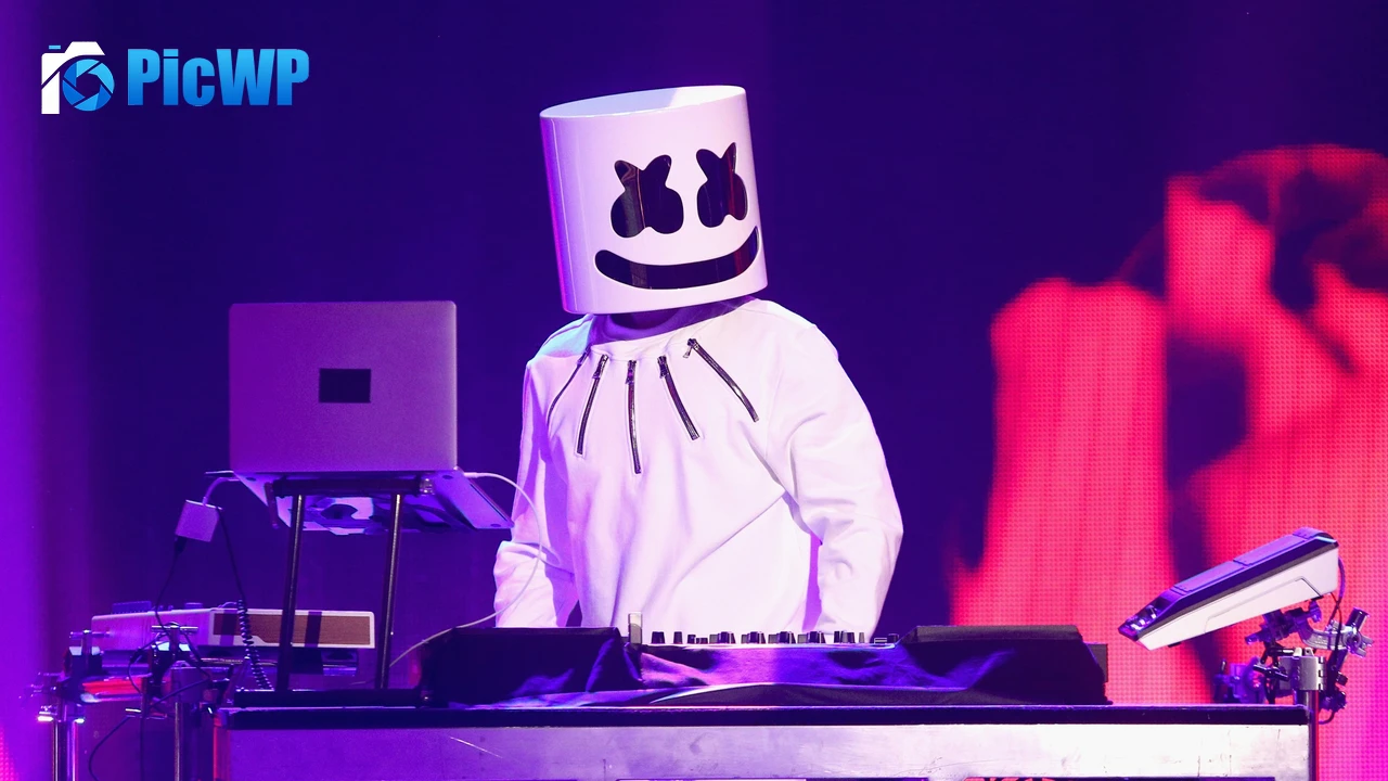 Marshmello Purple aesthetic 4K PC Wallpaper