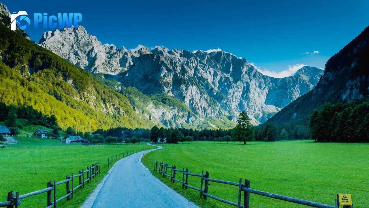Logar Valley Road 4K PC Wallpaper