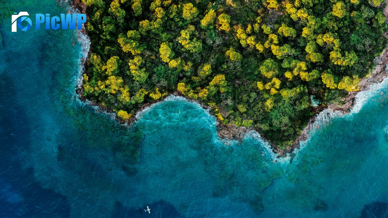 Fantasy Island Aerial view 4K PC Wallpaper