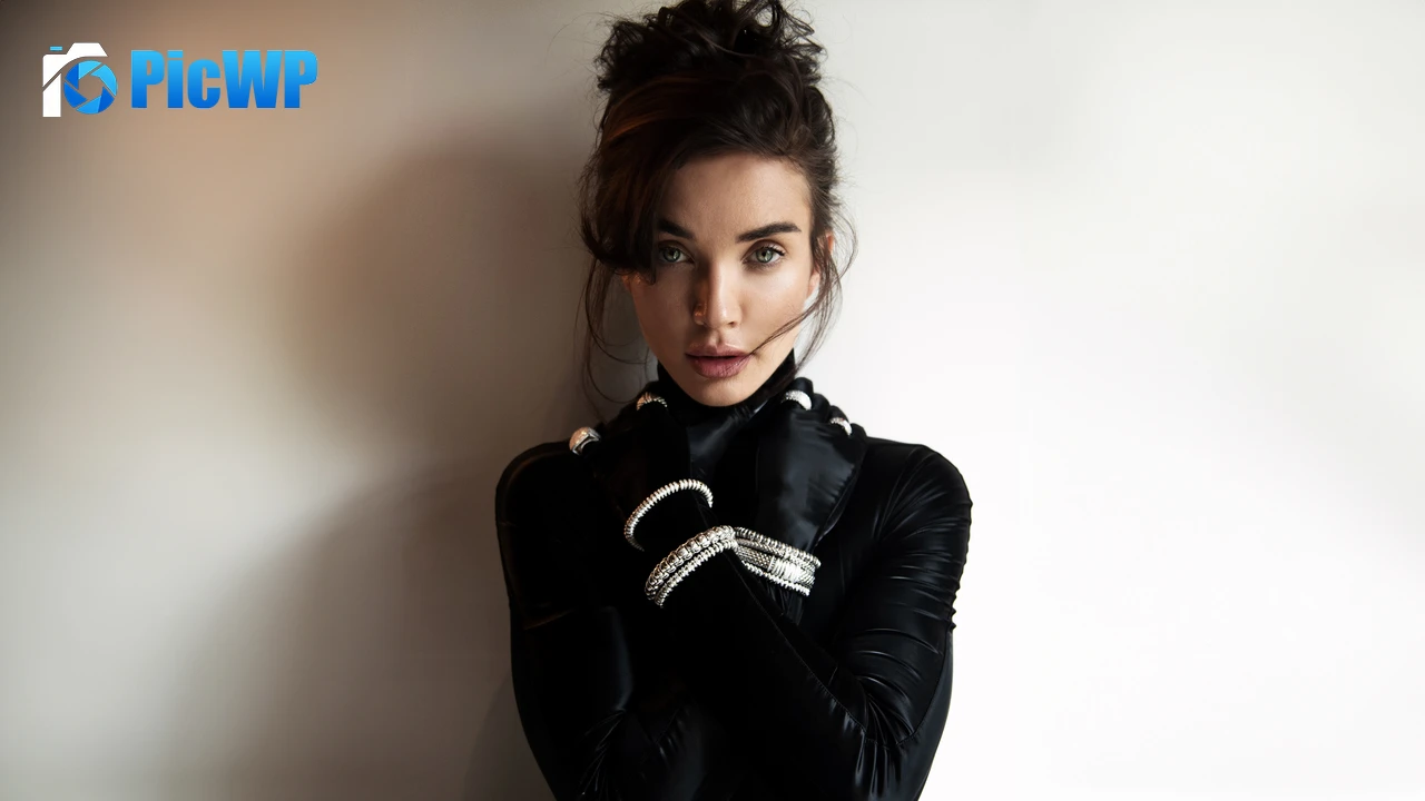 Amy Jackson 2024 4K PC Wallpaper
