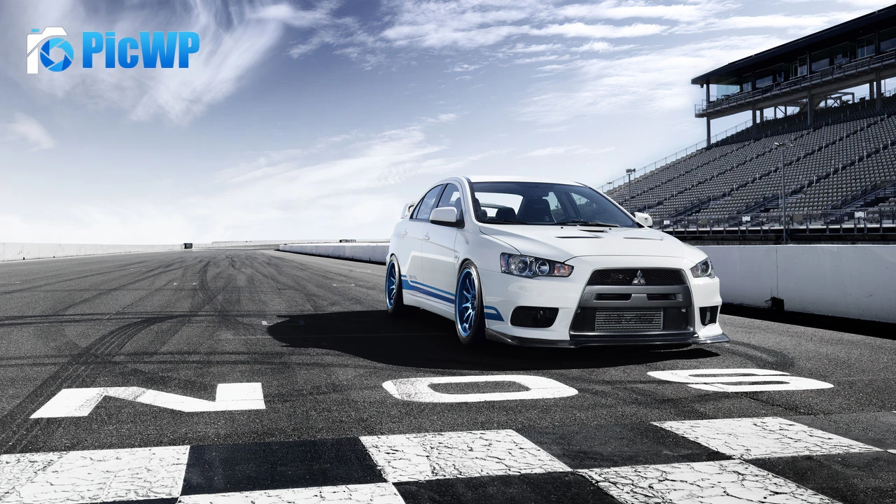 Mitsubishi Lancer Evolution Race track 4K PC Wallpaper