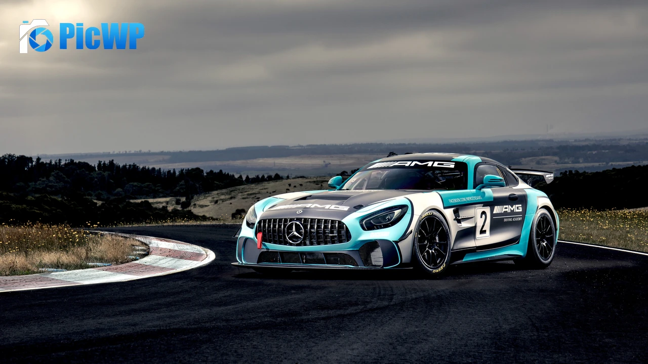 Mercedes-AMG GT4 4K PC Wallpaper