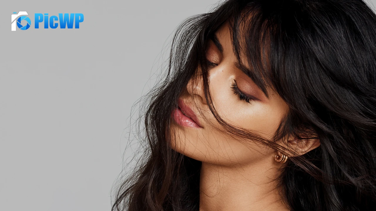 Camila Mendes Señorita 6K PC Wallpaper