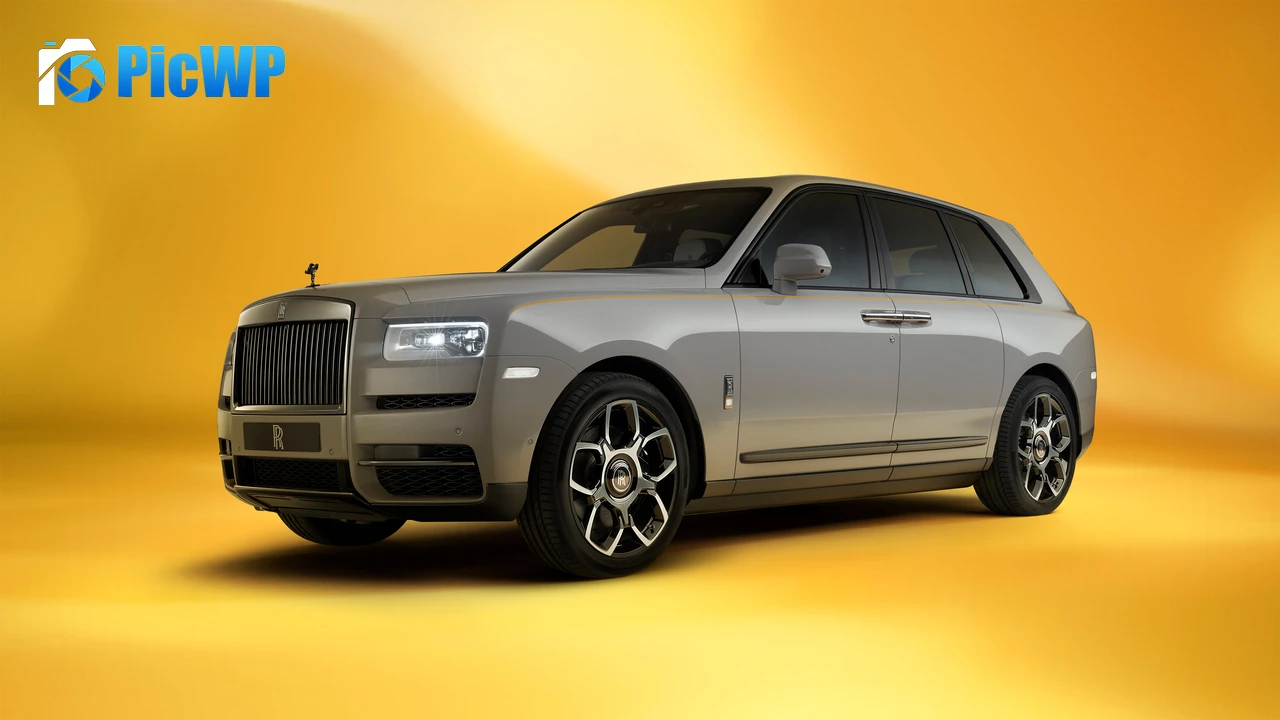 Rolls-Royce Cullinan Tempest Grey 8K PC Wallpaper