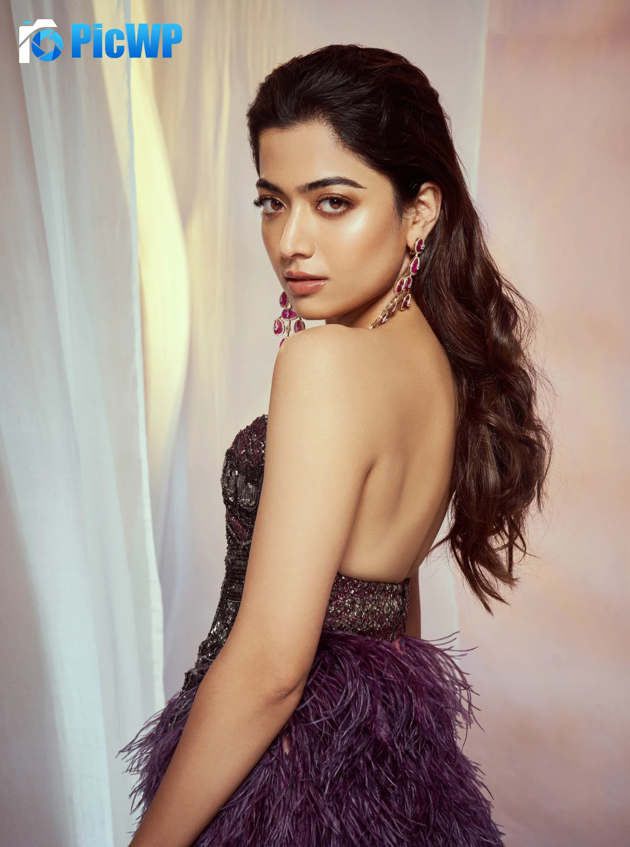 Rashmika Mandanna iPhone 6K Mobile Wallpaper