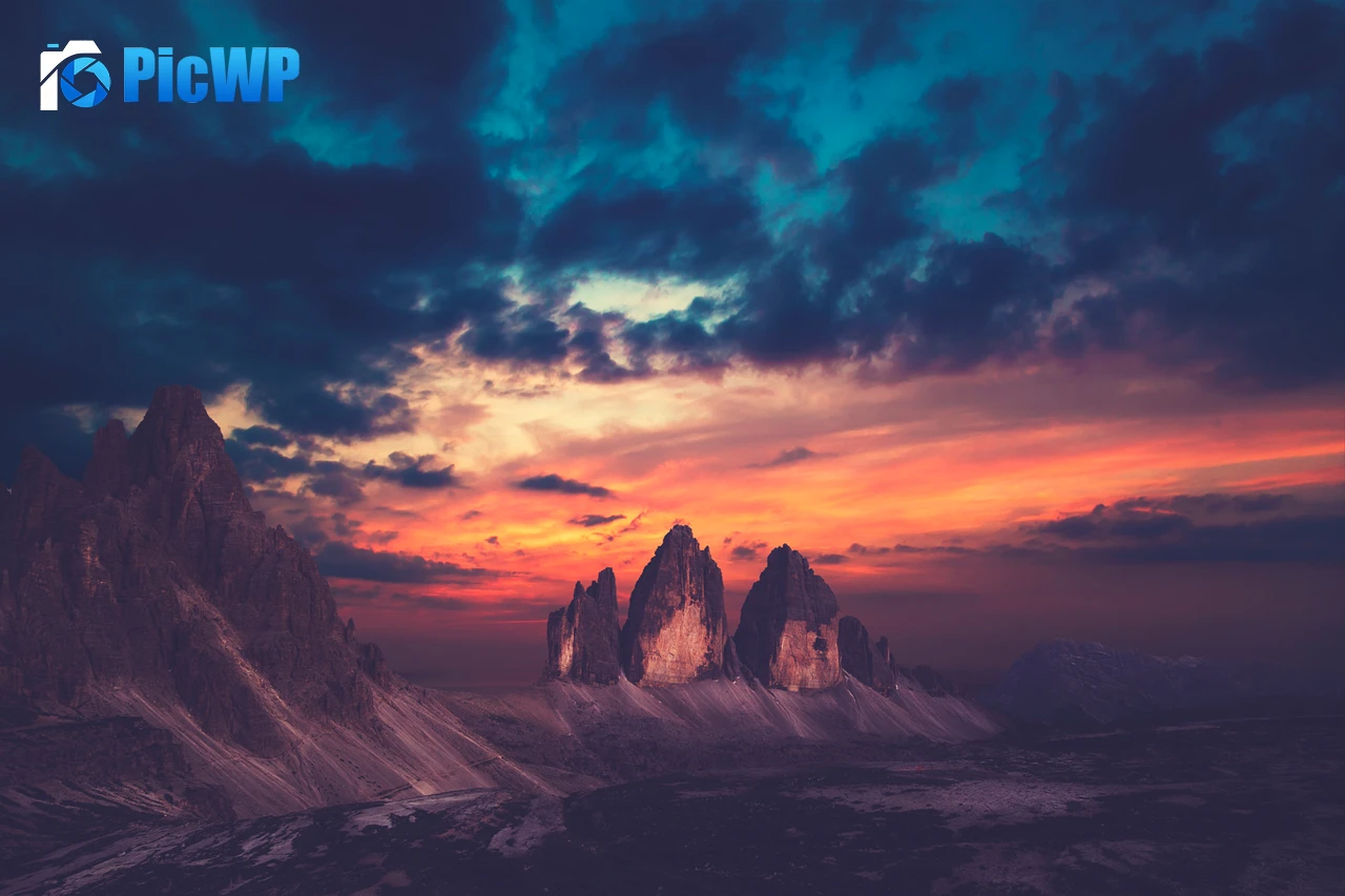 Sunset Rock formations 8K PC Wallpaper