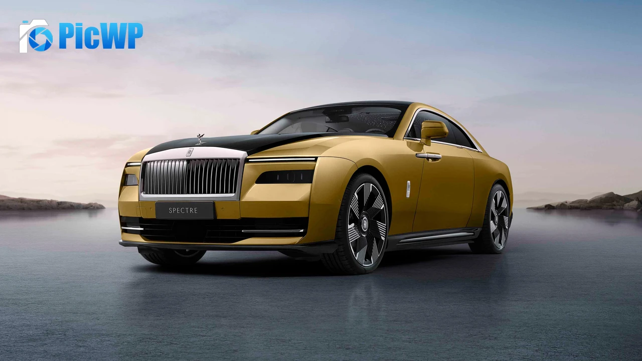 Rolls-Royce Spectre Luxury electric super coupé 4K PC Wallpaper