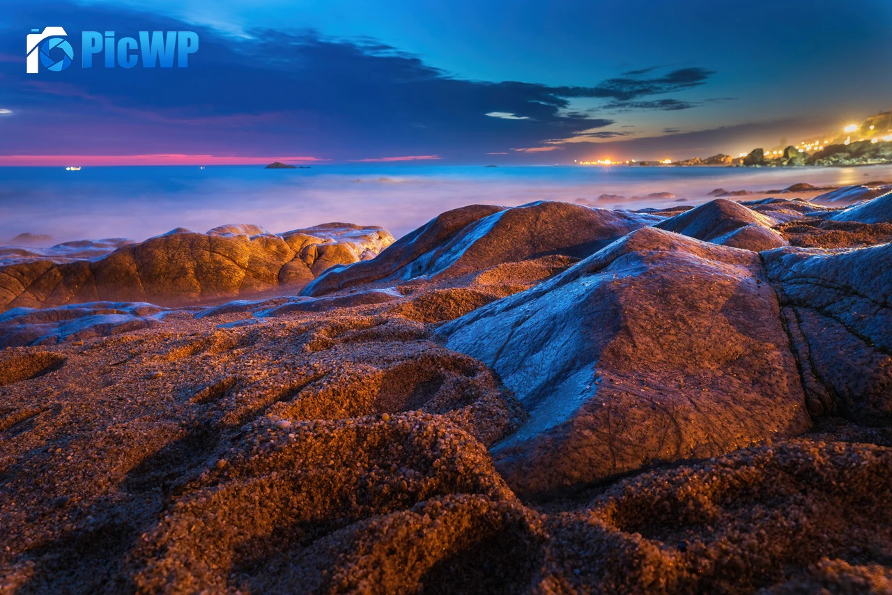 Rocky coast 8K PC Wallpaper