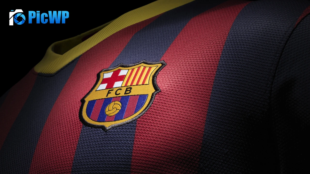 FC Barcelona Crest 8K PC Wallpaper