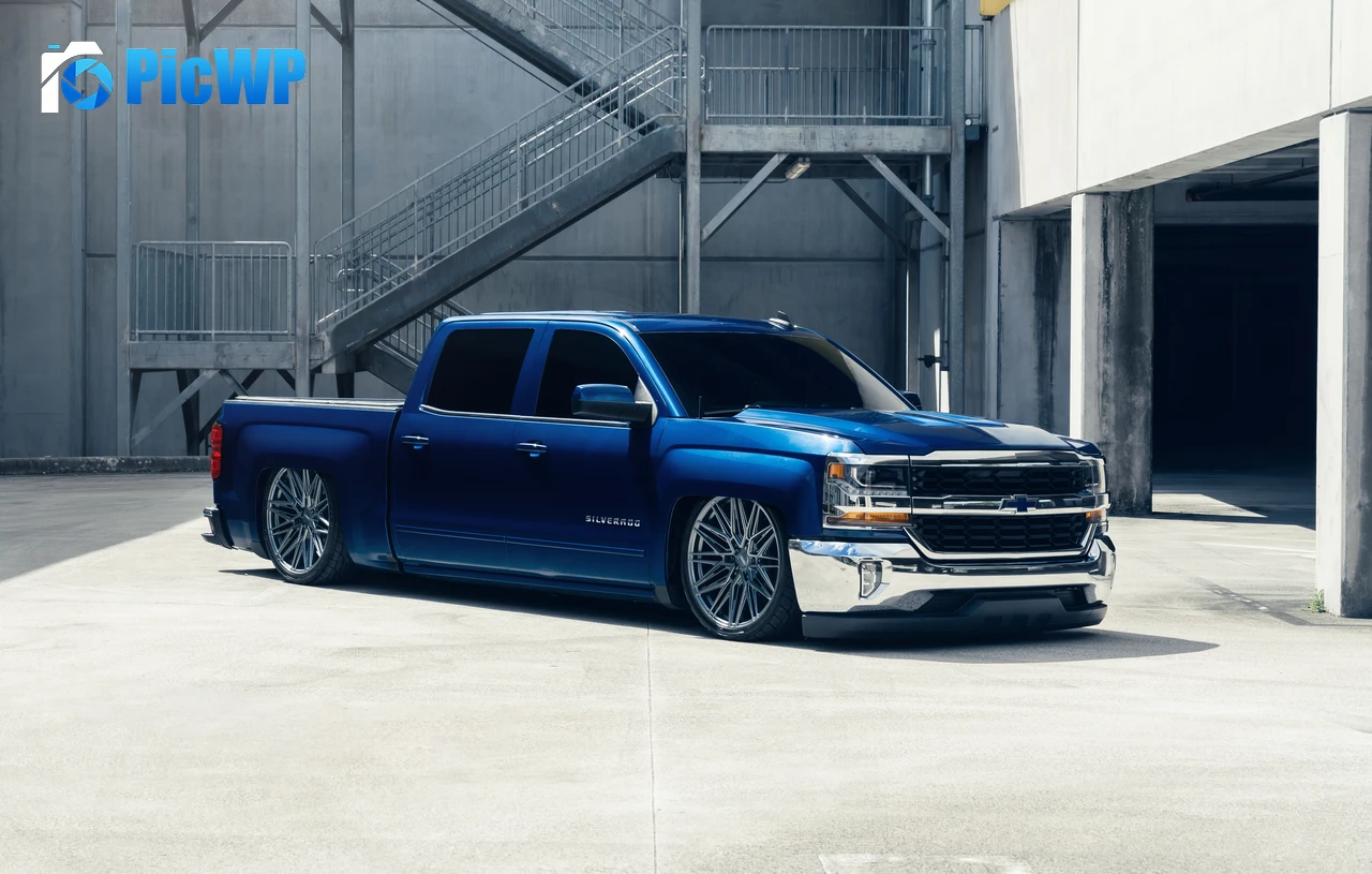 Chevrolet Silverado Pickup truck 8K PC Wallpaper