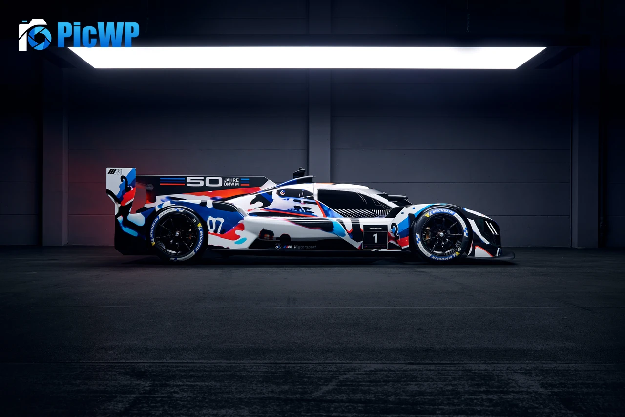 BMW M Hybrid V8 LMDh Prototype 8K PC Wallpaper