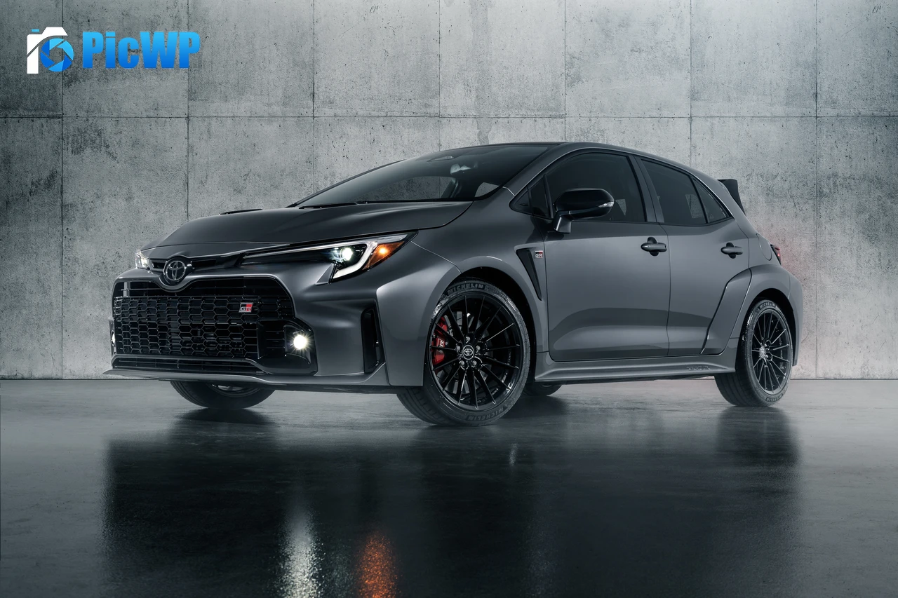 Toyota GR Corolla Circuit Edition Sports cars 4K PC Wallpaper