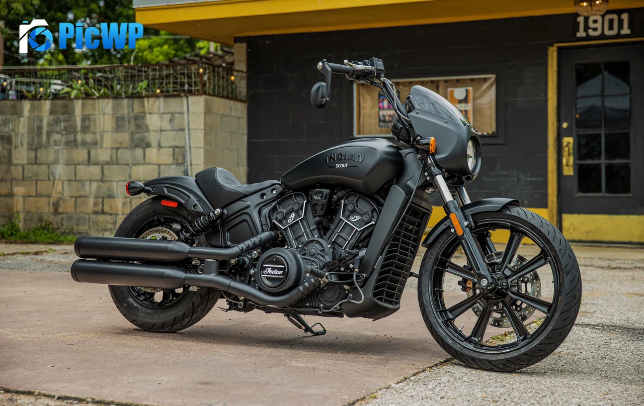 Indian Scout Rogue 6K PC Wallpaper