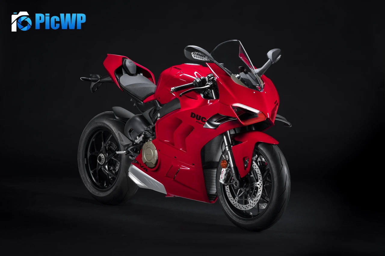 Ducati Panigale V4 Sports bikes 9K PC Wallpaper