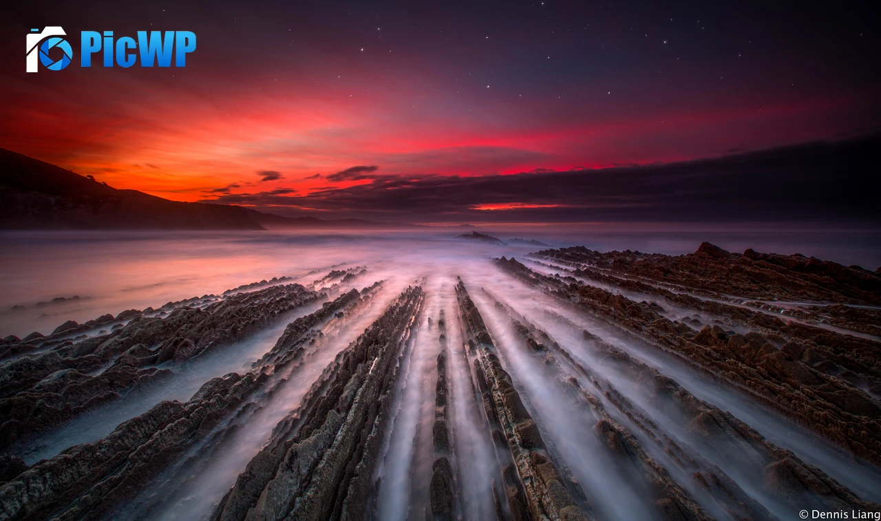 Flysch Formation Zumaia 6K PC Wallpaper