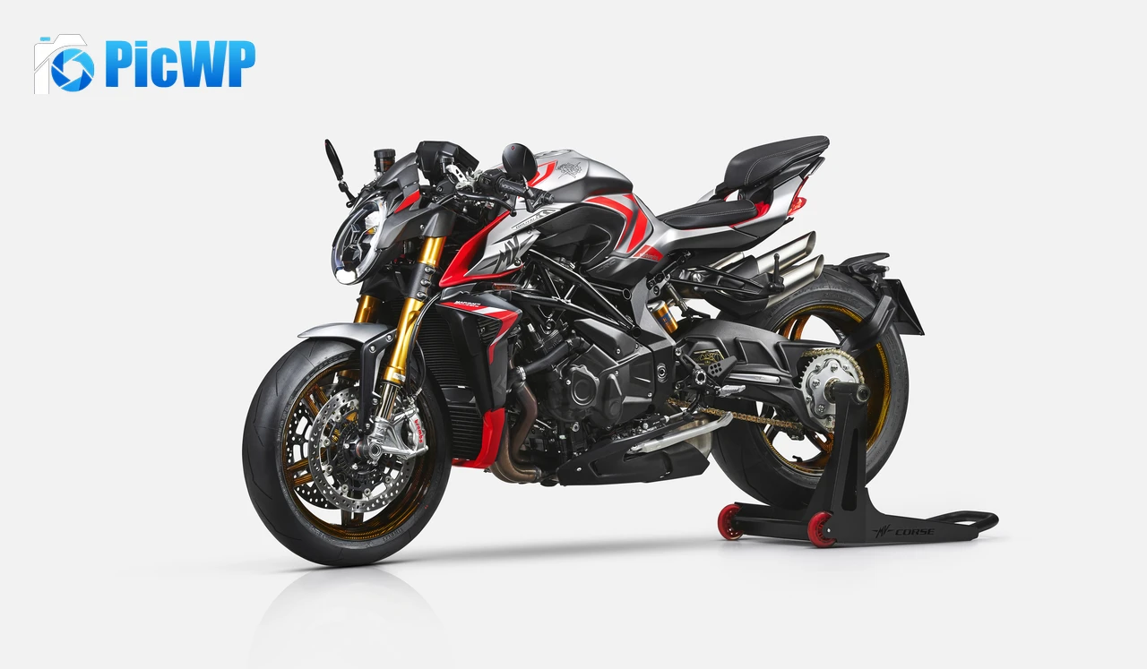 MV Agusta Brutale 1000 Nurburgring 8K PC Wallpaper