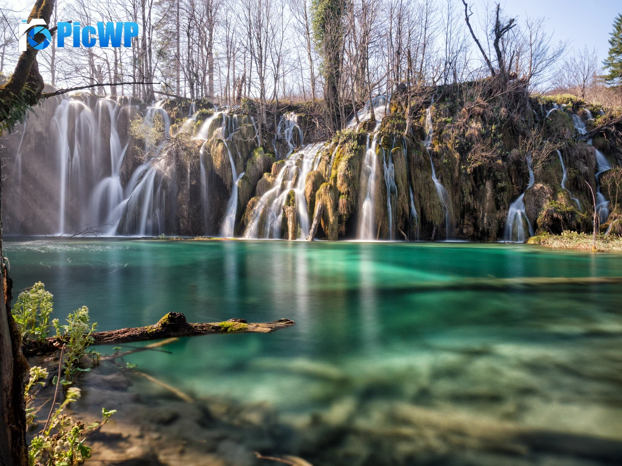 Plitvice Lakes Croatia 5K PC Wallpaper
