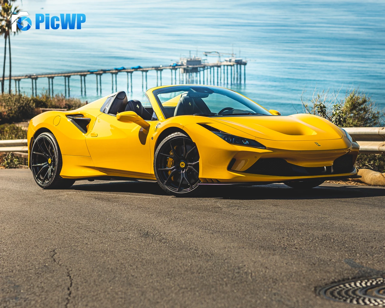 Ferrari F8 Spider Luxury sports car 6K PC Wallpaper