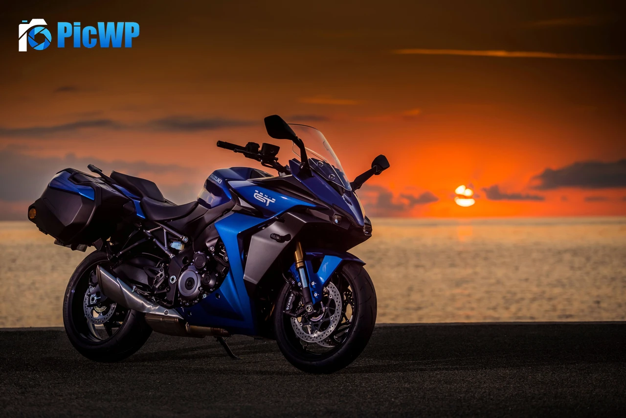 Suzuki GSX-S1000GT Sports bikes 9K PC Wallpaper