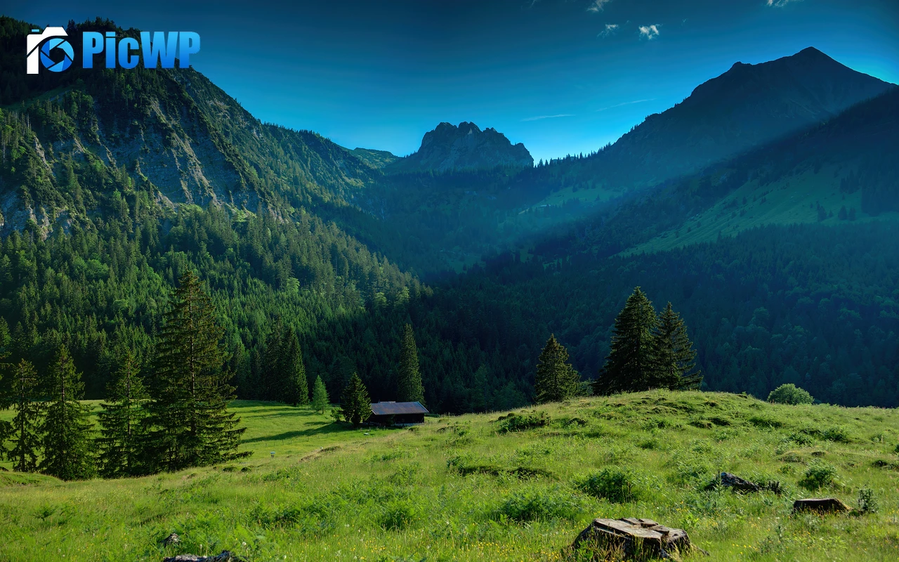 Bavarian Alps Mountains 4K PC Wallpaper