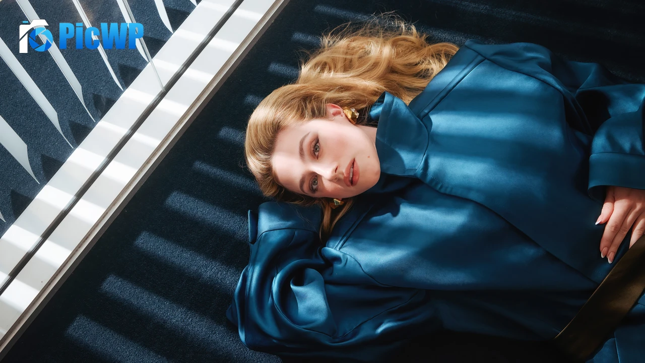 Lili Reinhart Marie Claire 6K PC Wallpaper