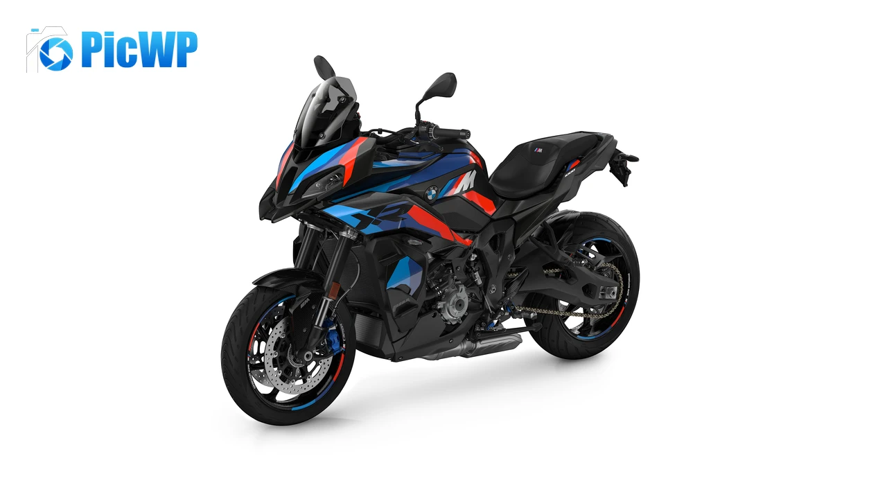 BMW M 1000 XR M Competition Package 6K PC Wallpaper