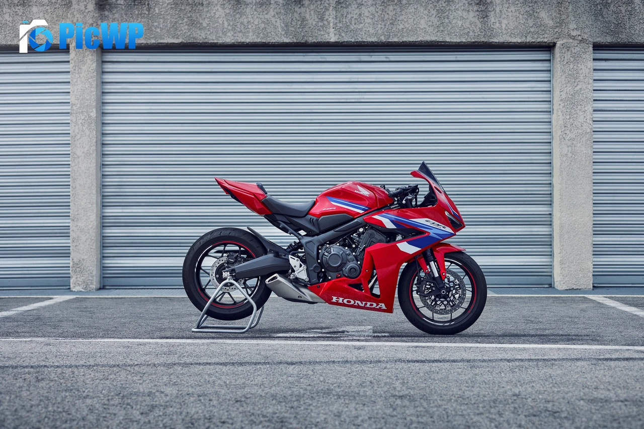 Honda CBR650R 6K PC Wallpaper