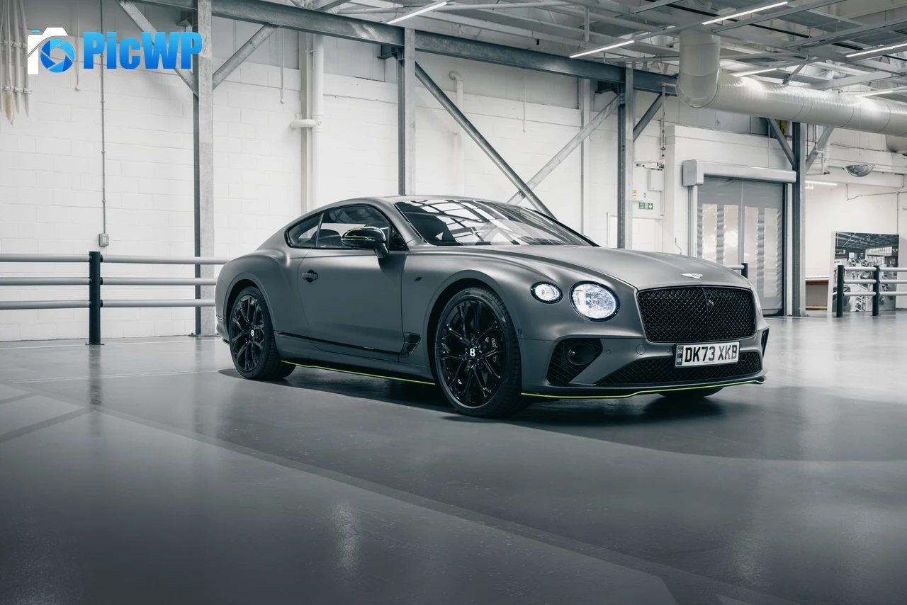 Bentley Continental GT V8 S Mulliner 5K PC Wallpaper