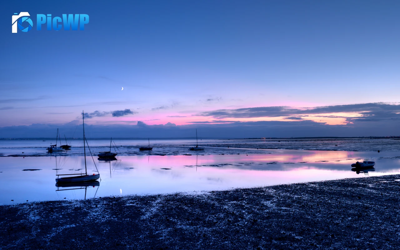 Beach Scenery 6K PC Wallpaper