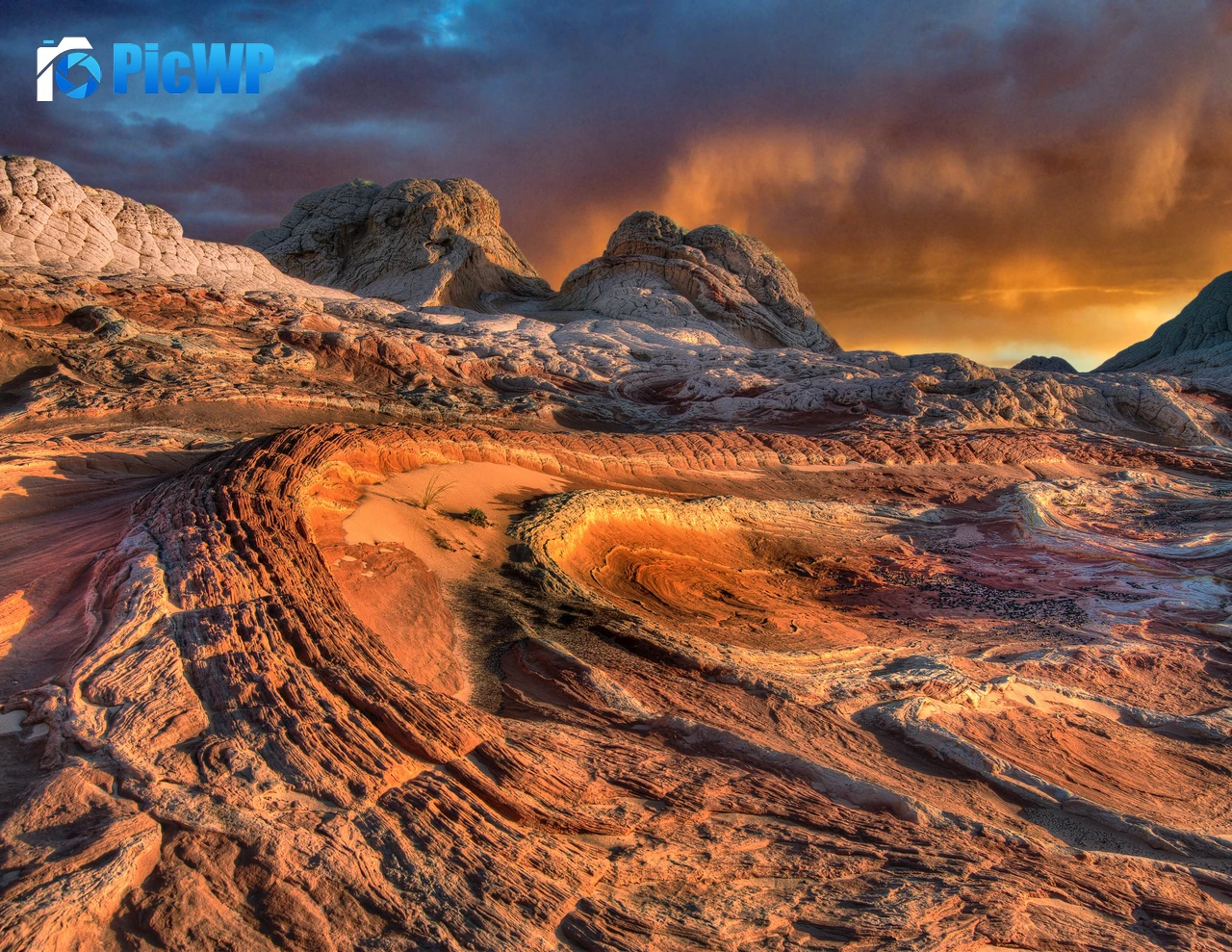 Desert Landscape 7K PC Wallpaper