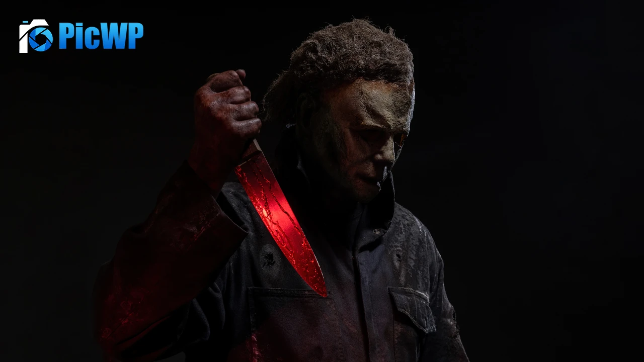 Michael Myers Spooky 8K PC Wallpaper