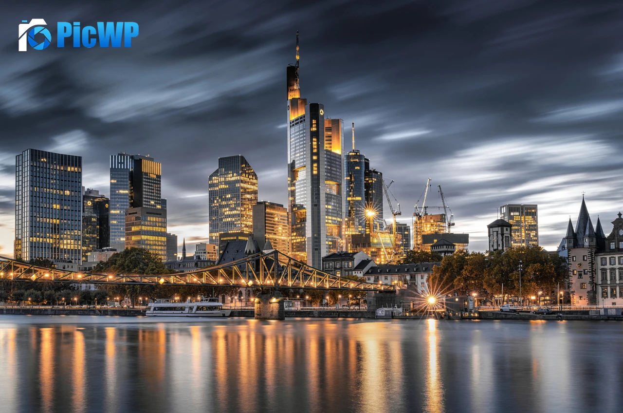 Frankfurt Night City 7K PC Wallpaper