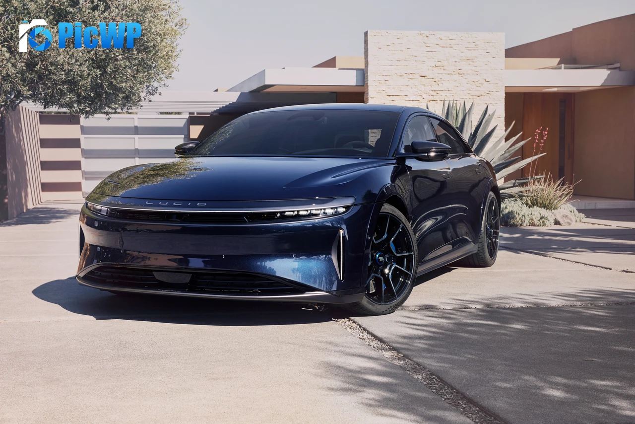 Lucid Air Sapphire 5K PC Wallpaper