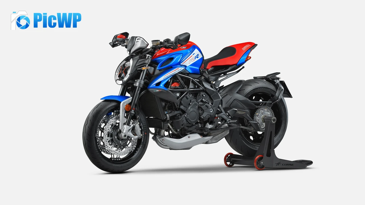 MV Agusta Dragster RR SCS 8K PC Wallpaper