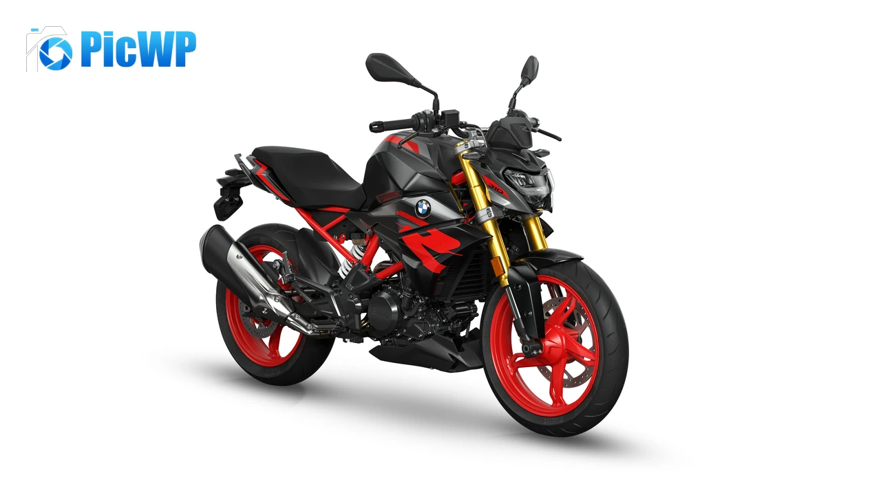 BMW G310R Roadster 6K PC Wallpaper