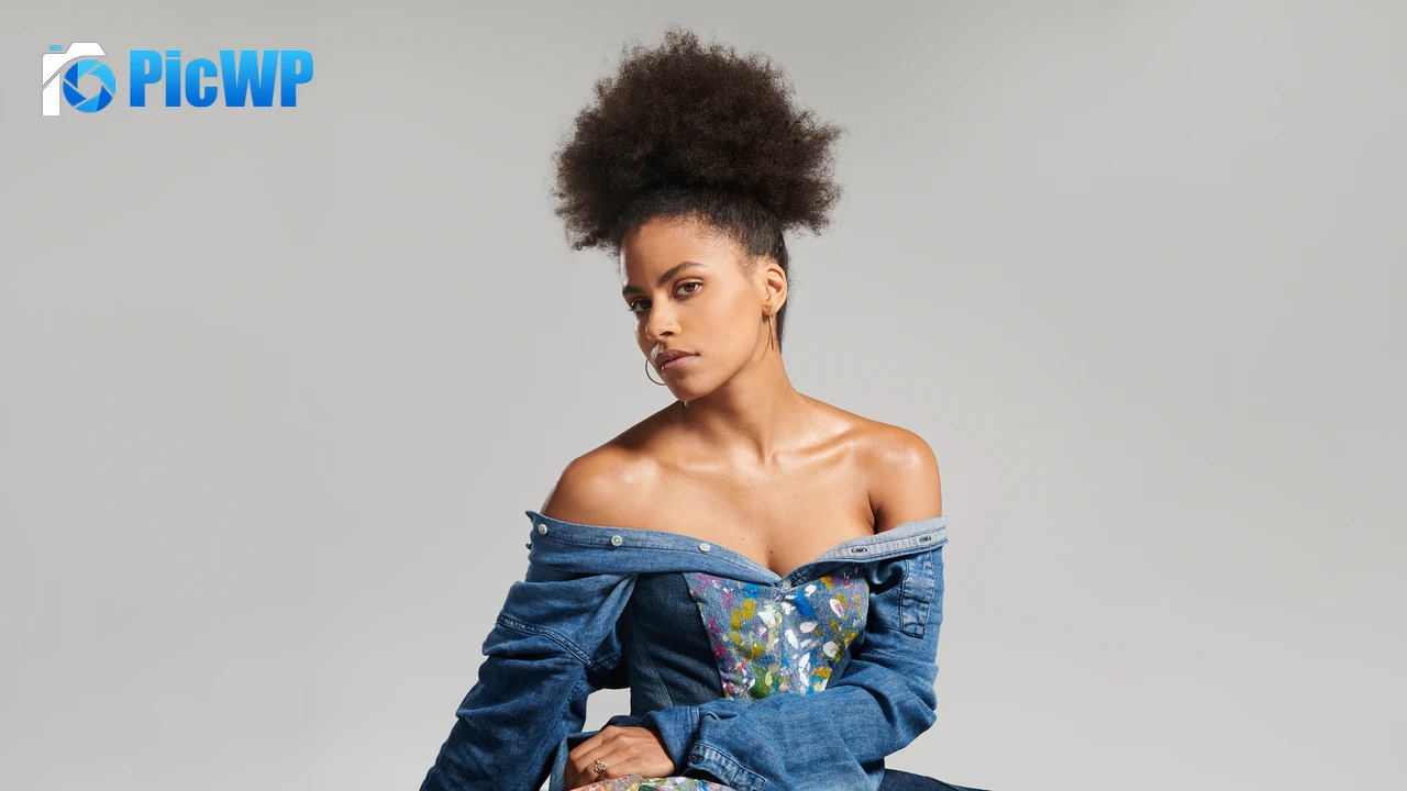 Zazie Beetz 6K PC Wallpaper