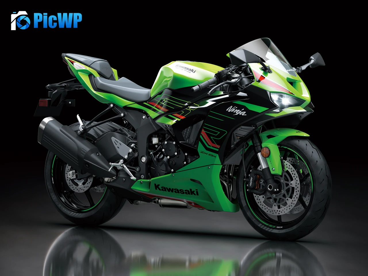 Kawasaki Ninja ZX-6R 2024 6K PC Wallpaper