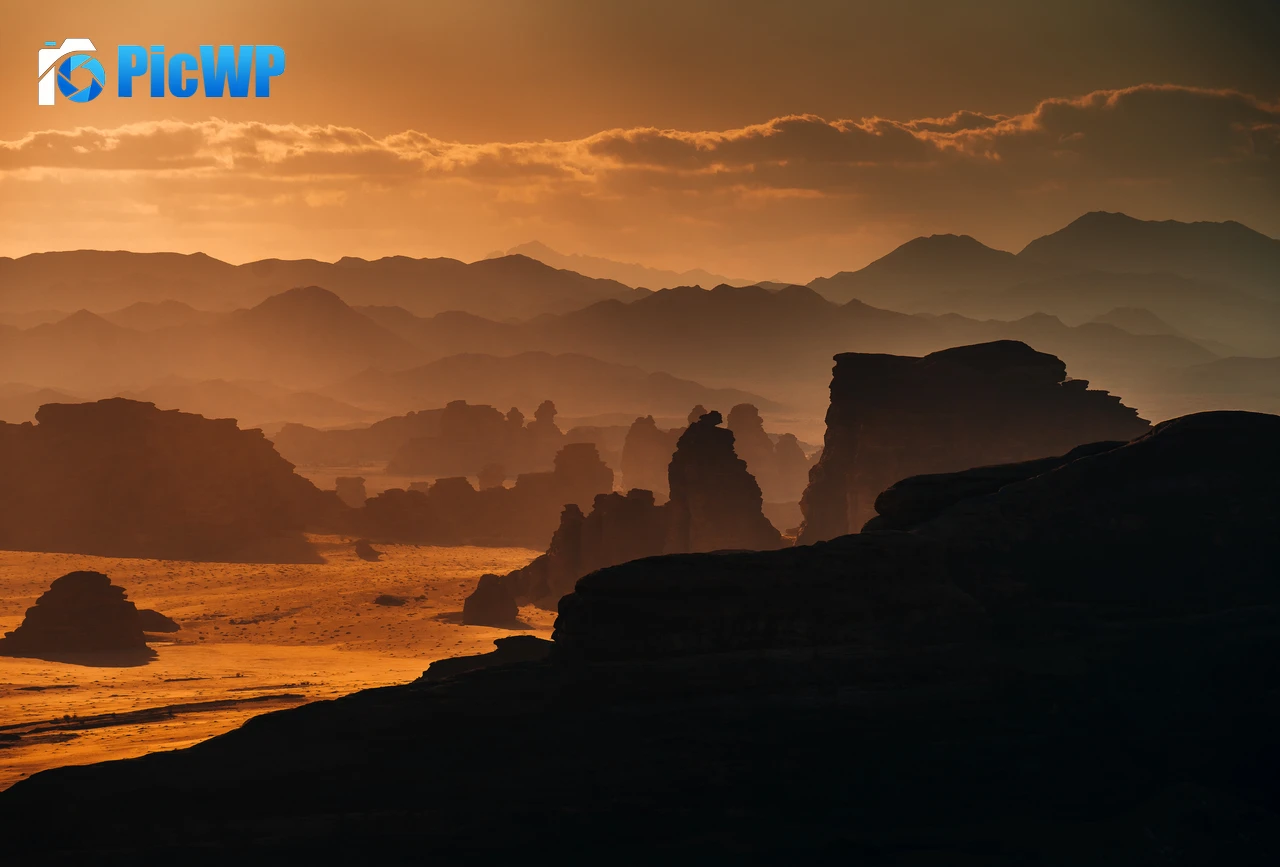 Rock formations Hisma Desert 8K PC Wallpaper