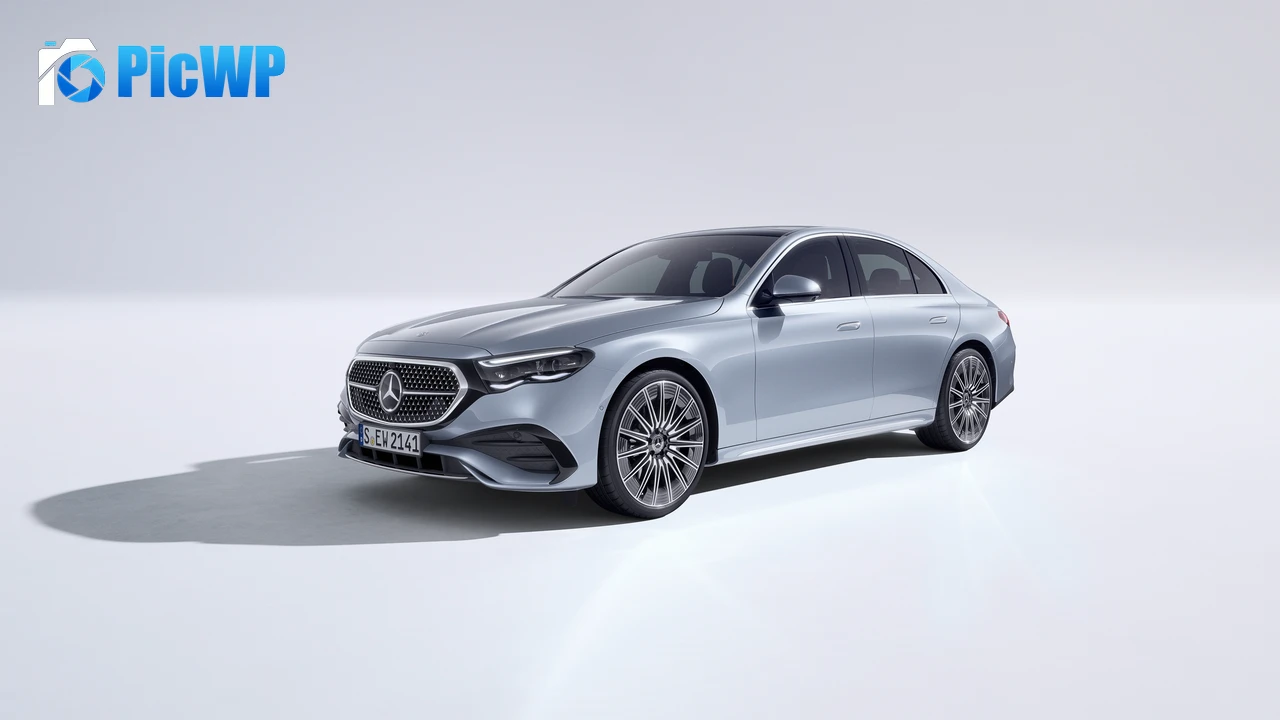 Mercedes Benz E Class AMG line 6K PC Wallpaper