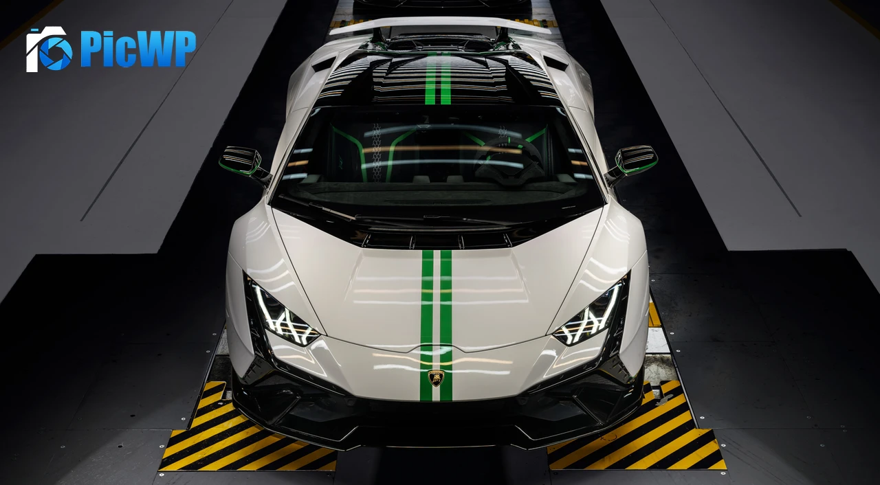 Lamborghini Huracan Anniversary Edition 6K PC Wallpaper