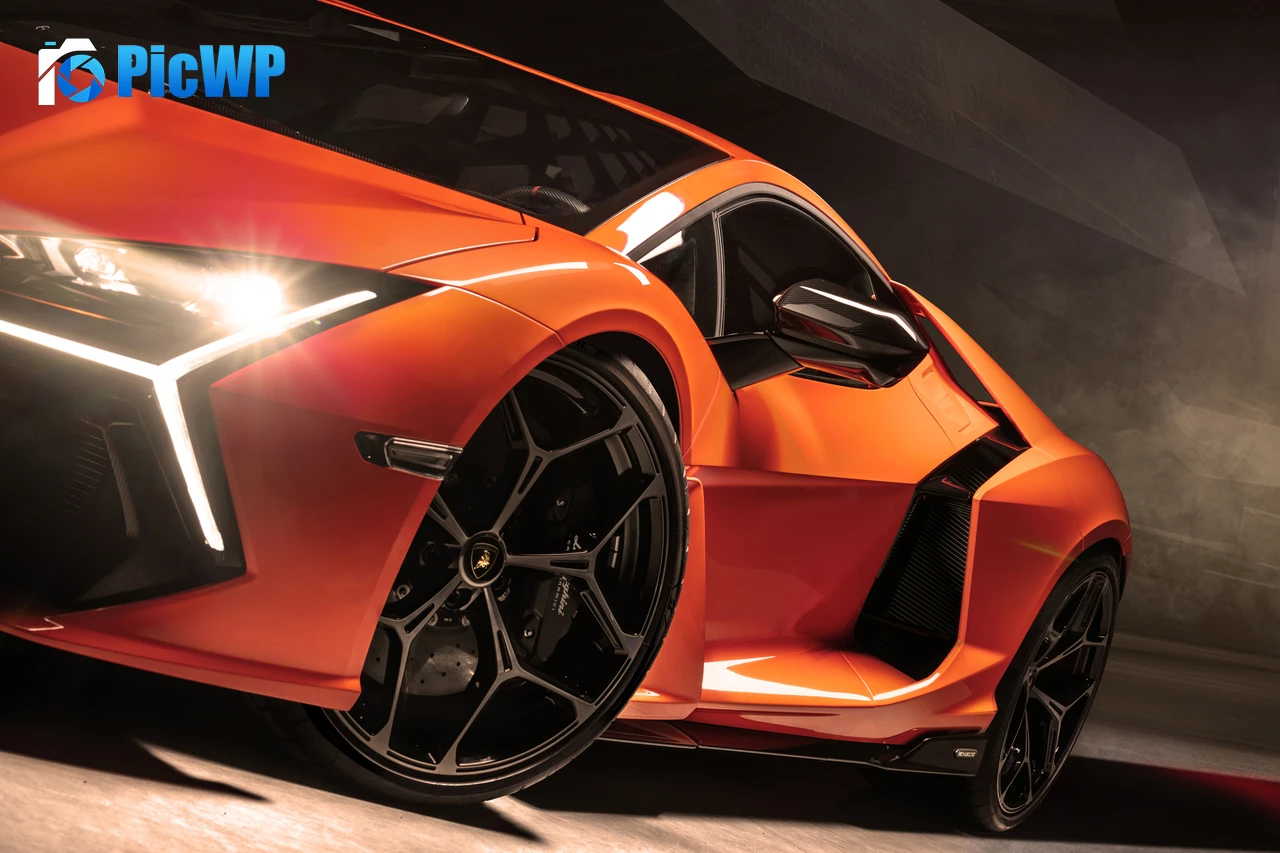 Lamborghini Revuelto 5K PC Wallpaper