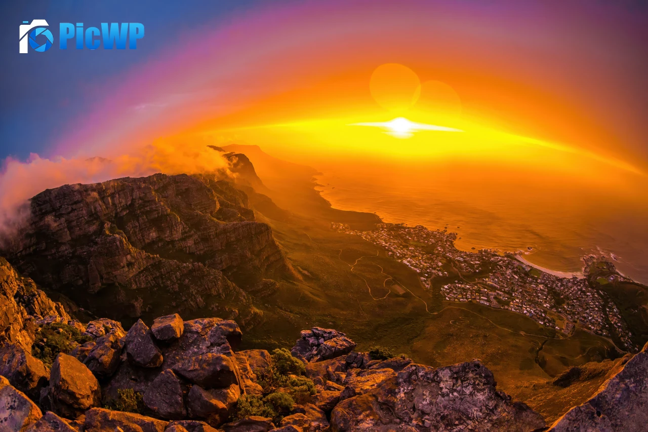 Table Mountain Sunset 6K PC Wallpaper