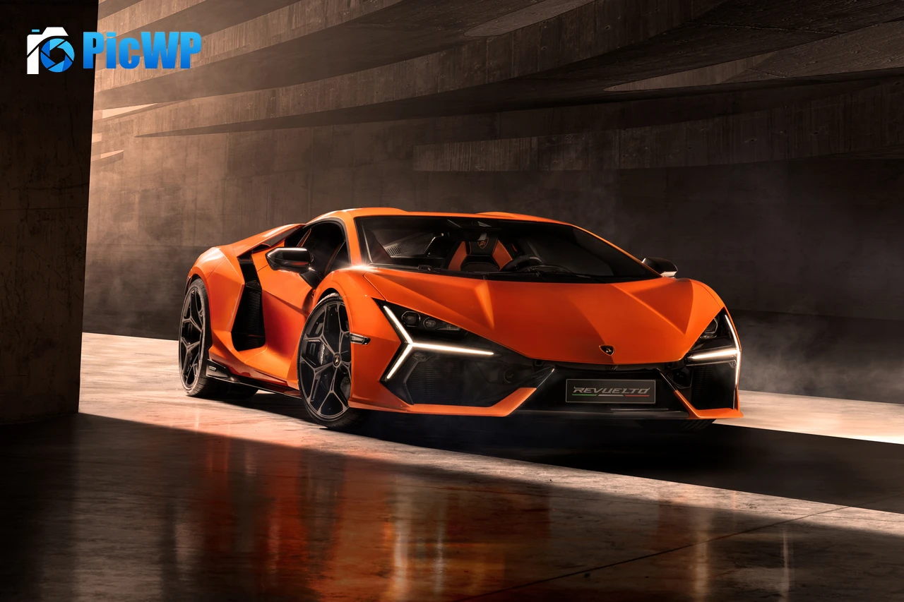 Lamborghini Revuelto 9K PC Wallpaper
