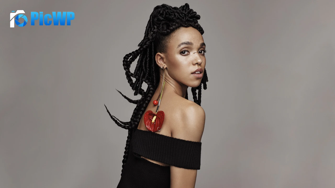 FKA twigs Elle Magazine 8K PC Wallpaper