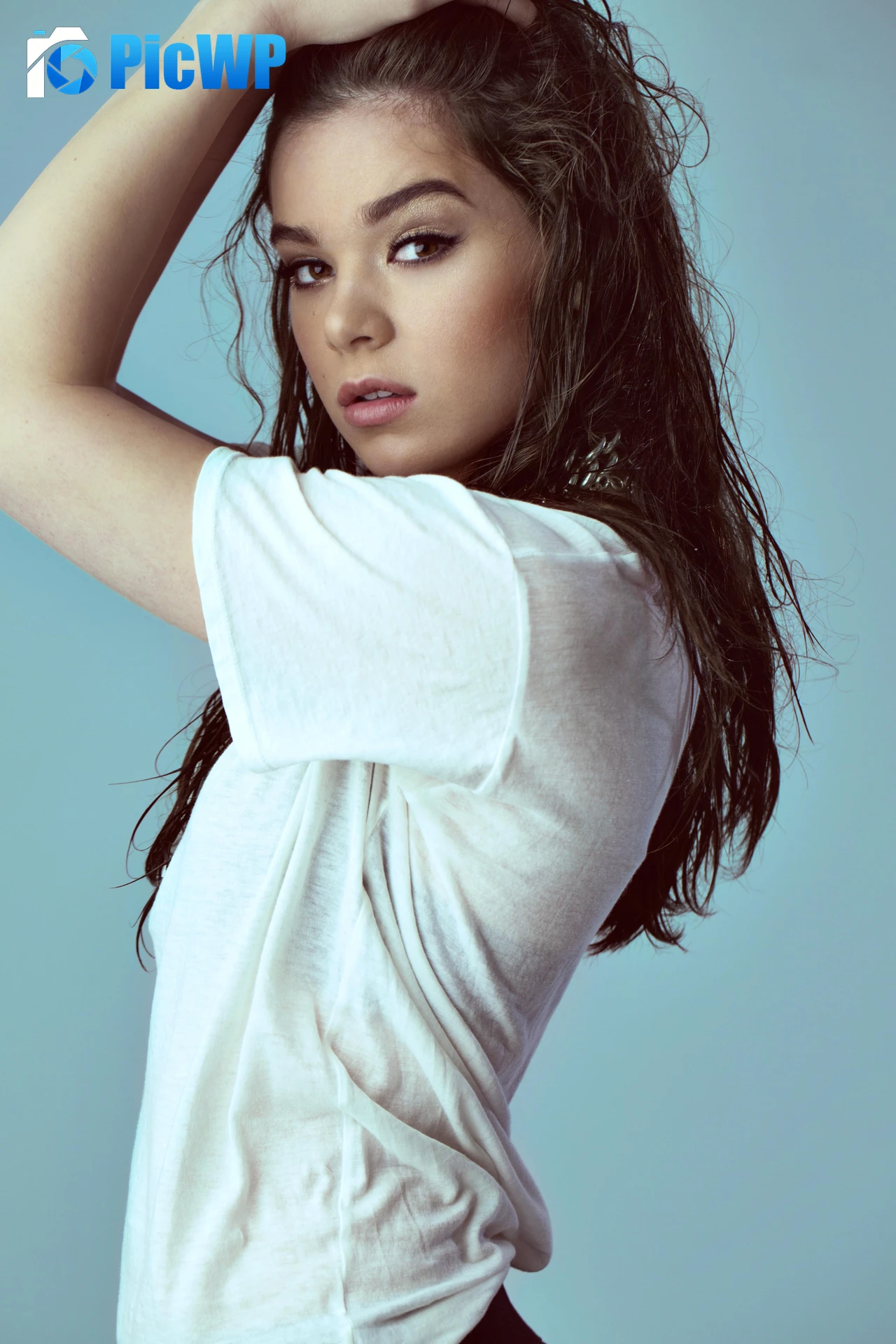 Hailee Steinfeld American actress 6K Mobile Wallpaper